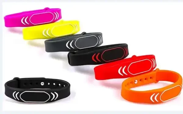 Personalizowane silikonowe bransoletki NFC RFID