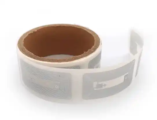 Naklejka z wkładką RFID 1K F08