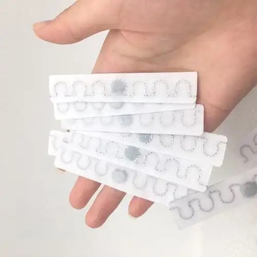 Zmywalna etykieta UHF do prania, umożliwiająca śledzenie tkanin