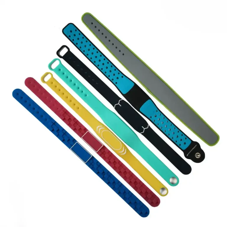 Wybór opasek RFID do basenów i parków wodnych. Wodoodporność i trwałość.